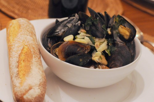 Mussels in garlic and wine